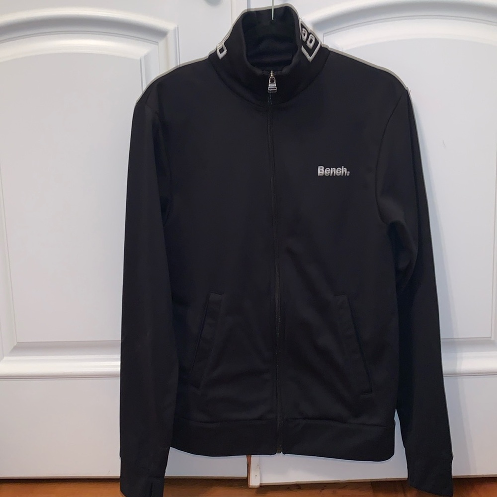 Bench Zip Up Jacket / Sweater - Black - Small